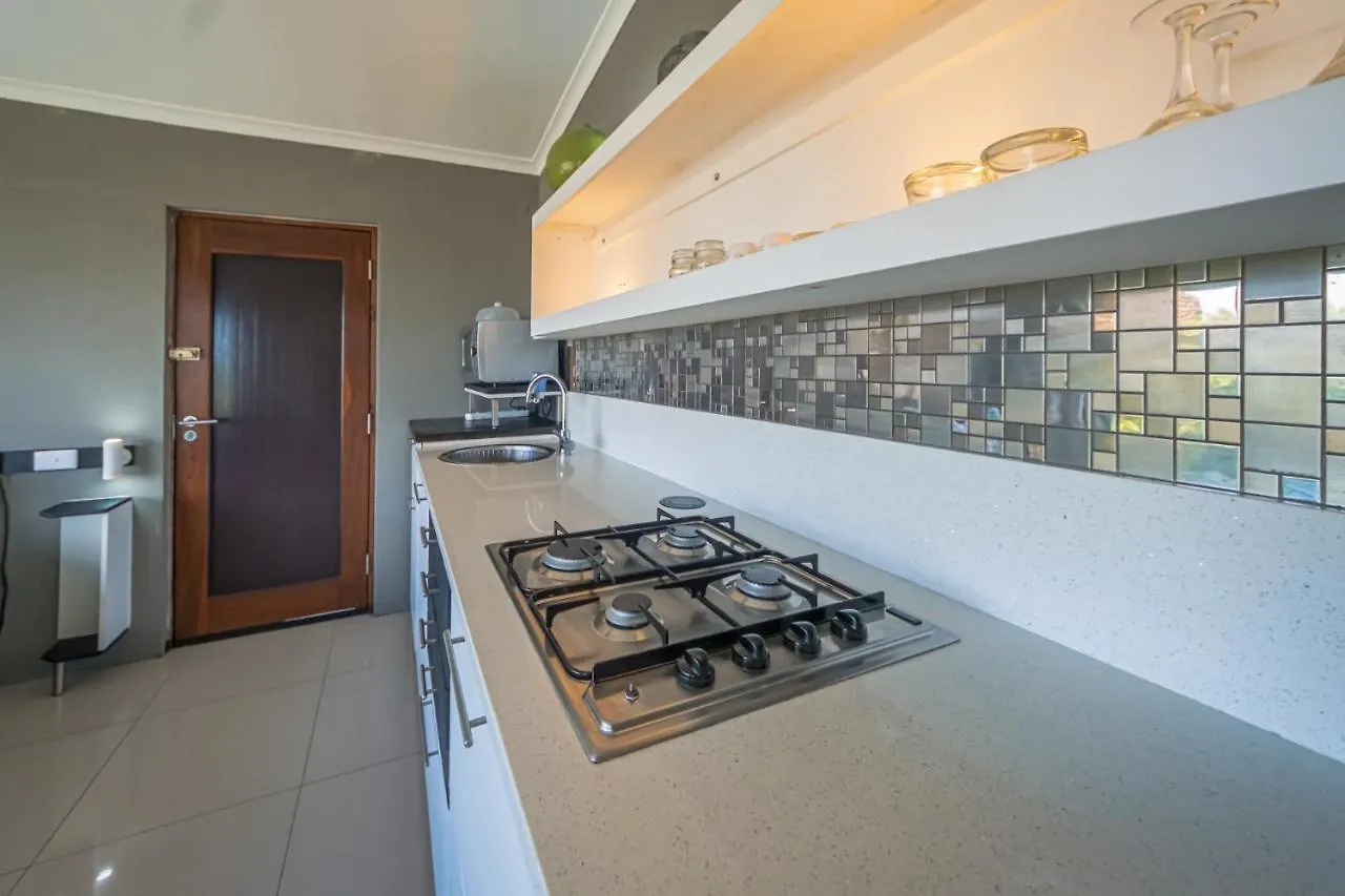 Gaia Hydro-Spa And Guest House Κέιπ Τάουν