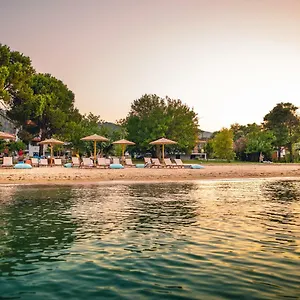 kokkinos.hotelschalkidiki.net/