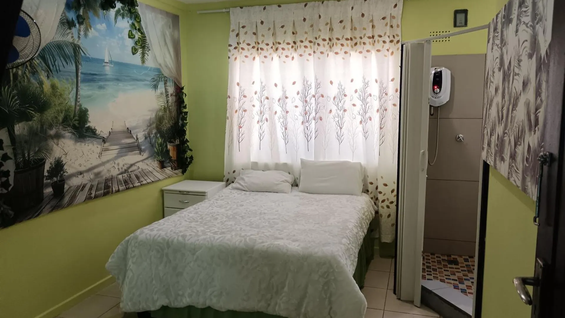 Gaia Hydro-Spa And Guest House Cape Town